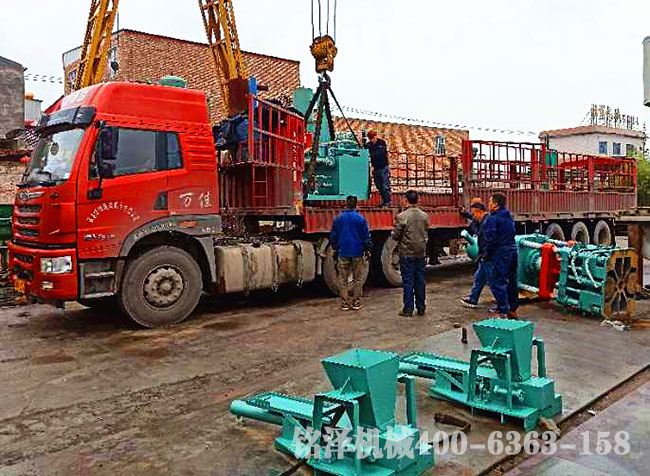 雙色魚(yú)餌壓塊機(jī)